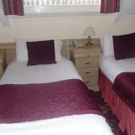 Waverley 3*